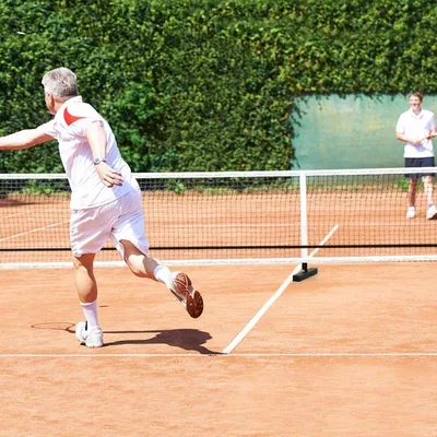 Productafbeelding van Draagbare net voor het oefenen van het gooien van ballen, met metalen buizen. Stevig polyesternet en draagbare tas van weerbestendige Oxford-stof. Sportnet, 670 cm lang