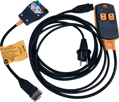 A collection of electrical cables and connectors for a Somfy product.