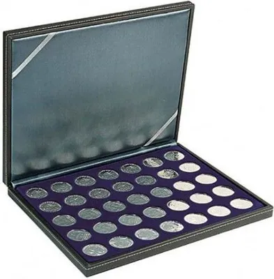 Produktbild von Lindner 2364-2111ME Münzkassette NERA M mit dunkelblauer Münzeinlage mit 35 runden Vertiefungen für Münzen mit Ø 32,5 mm, z.B. für deutsche 20 Euro- bzw. 10 Euro-Silbermünzen