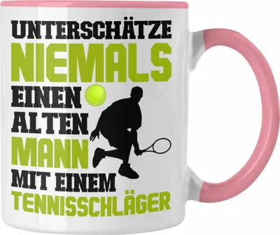 Produktbild von Trendation - Tennis Alter Mann Geschenk Trainer Coach Tennisspieler Geschenkidee Kaffeetasse (Rosa)