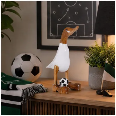 Produktbild von Dekoente Quakinho Ballfüßler aus Holz 25 cm Fußball Dekofigur