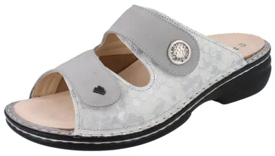 Produktbild von FINN COMFORT FinnStretch Zeno Damen Pantolette hellgrau Leder Stretch - Größe: 38