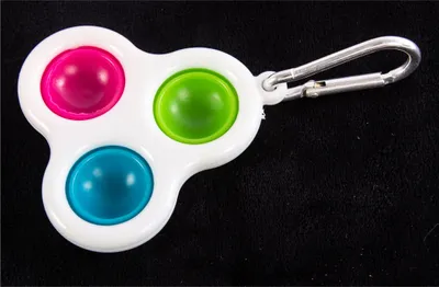 Zdjęcie produktu dla Brelok Do Kluczy Antystresowy Pop It Różne Kolory