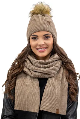 Immagine prodotto di Berretto da donna Vivisence con pompon e sciarpa caldo copricapo e scaldacollo per l'inverno e l'autunno caldo e spesso, berretto invernale con pompon, set invernale da donna,  EU, beige, taglia unica