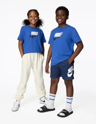 Zdjęcie produktu dla Zestaw ubrań dla dzieci Nike, wykonany z materiałów pochodzących ze zrównoważonych źródeł, kolor: granatowy, rozmiar: 5/6 lat