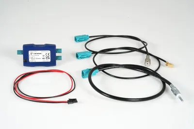 Produktbild von Caratec Install CC035DAB | Universeller FM/DAB+-Splitter, ersetzt CC010DAB