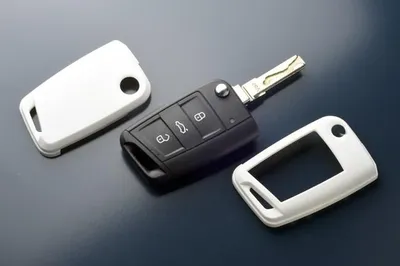 Für VW Golf 7 VII Key Cover Gehäuse in Weiss Klapp Schlüssel Fernbedienung in der Farbe von Goingfast