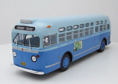 Zdjęcie produktu dla General Motors TDH 3714 Bus 1955 niebieski model samochodu 1:43 ixo models