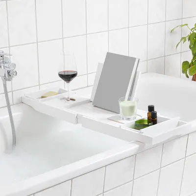 Produktbild von Navaris Bambus Badewannenablage Frühstückstablett ausziehbar - Buch Ablage Weinglas Halterung - Tablett für Badewanne und Bett - aus Holz in Weiß