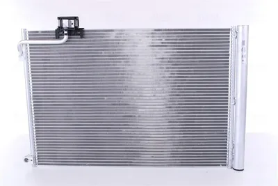 Produktbild von NISSENS 940414 Kondensator Klimaanlage passend für MERCEDES-BENZ C-Klasse Limousine (W204) +Trockner
