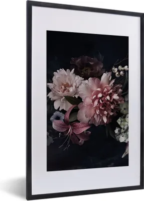 Produktbild von MuchoWow® Gerahmtes Poster Blumen - Vintage - Pastell - Schwarz - Blumenstrauß 40x60 cm - Poster mit Schwarzem Bilderrahmen Wandposter Rahmen Foto Bilder - Poster in Rahmen