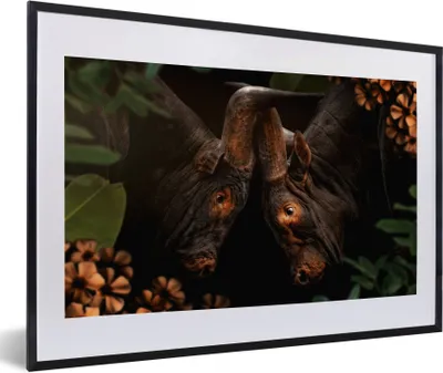 Produktbild von MuchoWow® MuchoWow® Gerahmtes Poster Dschungel - Kuh - Blumen - Pflanzen 60x40 cm - Poster mit zchwarzem Bilderrahmen - Schlafzimmer - Plakat in Rahmen - Drucken