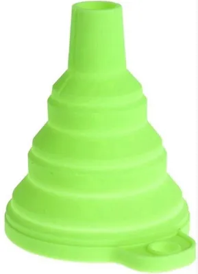 Obrázek produktu pro CHPN – Trychtýř – Mini trychtýř – Skládací trychtýř – Silikon – Průměr 6,5 cm – Pro přelévání – Zelený – Univerzální – Malý trychtýř