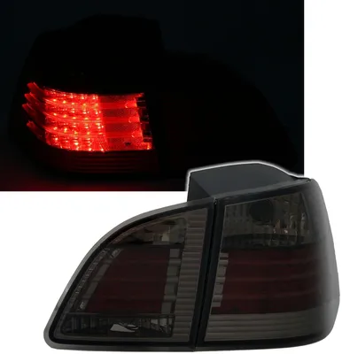 Immagine prodotto di Fari posteriori a LED, color nero fumo, per BMW Serie 5 E61 Touring station wagon, dal 2003 al 2007