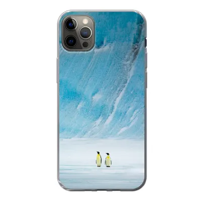 Produktbild von MuchoWow® Handyhülle Schutzhülle Hülle für iPhone 13 Pro Max Zwei Kaiserpinguine vor einem Eisberg Silikon Softcase Handy Hülle - Mobiltelefon
