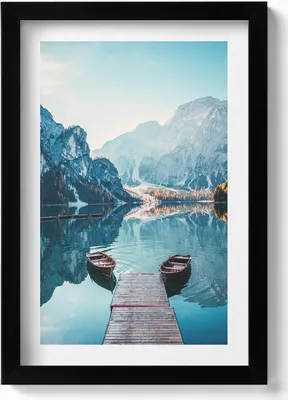 Produktbild von Boote auf dem See– Wandbild mit Rahmen – Gerahmtes Bild  – Wanddekoration – 20x30 cm – Schwarz