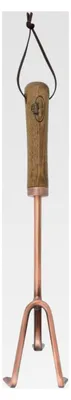 Produktbild von Handrechen aus Kupfer mit Holzgriff und Lederaufhängung