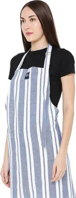 Produktbild von Famanu Kochschürze verstellbar mit Taschen und Handtuchhalter 70x90cm aus recycelter Baumwolle - Franca blaue Streifen