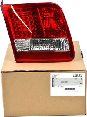 Image de ULO Feu arrière intérieur gauche pour Audi A8 4E D3 4E0945093G 1044015