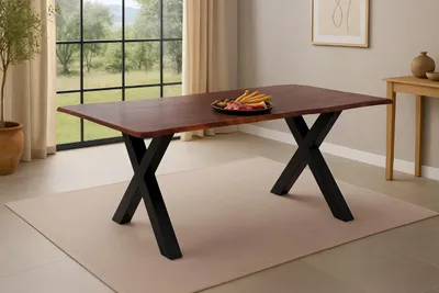 Produktbild von Esstisch Roxana | 160 x 85 cm | Akazienholz massiv | Kastanienfarbig | Echte Baumkante | X-Gestell Metall Schwarz | pflegeleichter Massivholztisch/Baumkantentisch für Esszimmer & Küche