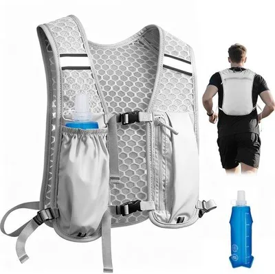 Imagen del producto de Chaleco de running ultraligero Unyqoos® con botella de 500 ml, 3 bolsillos y correas de pecho ajustables: transpirable, ideal para correr, trail running, ciclismo y senderismo