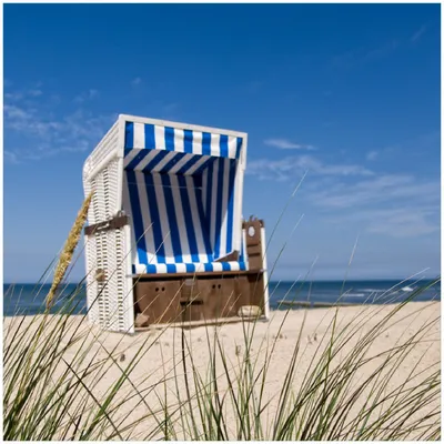 Produktbild von Wallario Memoboard Magnettafel aus Glas, Größe 50 x 50 cm, Motiv Strandkorb