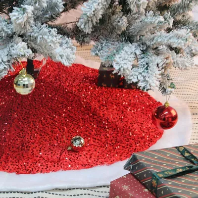 Obrázok produktu pre Vianočná dekoračná podložka pod stromček, červená, s trblietkami, okrúhla, priemer 90 cm