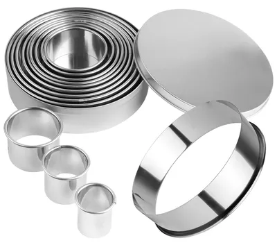 Produktbild von Set mit 12 Mini-Rundausstechern, runde Ausstechformen aus Edelstahl, ringförmige Formen für Scones, Gebäck, Donuts, Fondant, n und selbstgebackene Kuchen.