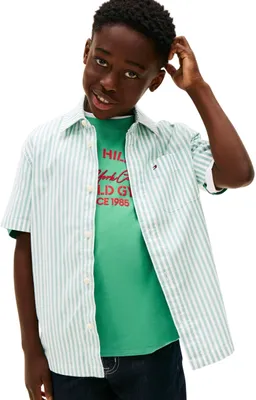 Produktbild von Tommy Hilfiger Jungen Hemd Flex Ithaca Stripe Kurzarm, Grün (Bahama Green Stripe
