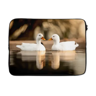 Produktbild von MuchoWow® Laptop Hülle 13 Zoll Ente - Weiß - Tiere - Wasser - Vogel - Enten Laptoptasche - Laptophülle - Sleeve - Rundumschutz