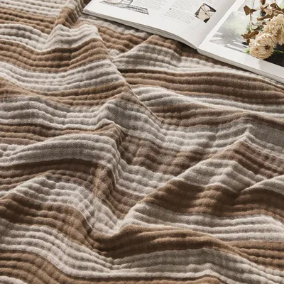 Produktbild von Mousseline Decke 4-lagig, braun, 152 x 203 cm, atmungsaktiv für die Couch