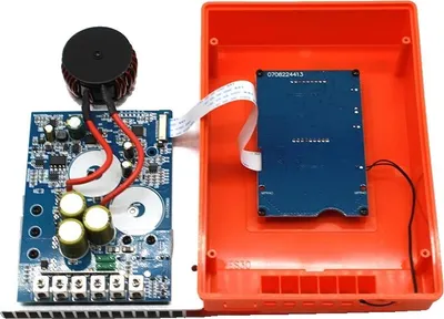 Immagine prodotto di Regolatore per pannelli solari, tecnologia MPPT, display LCD, controller MPPT da 30A