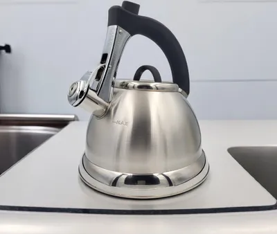 Produktbild von Pfeifender Wasserkessel Edelstahl 3l Teekessel Teeei iCool Griff