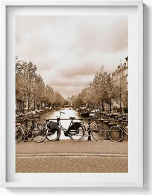 Produktbild von Ansicht von Amsterdam mit Fahrrädern– Wandbild mit Rahmen – Gerahmtes Bild – Wanddekoration – 60x80 cm – Weiß Rahmen