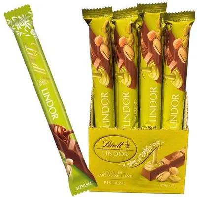 Image de LINDT LINDOR Stick Pistache 24 x 38 g – Chocolat au lait fourré d'une ganache fondante