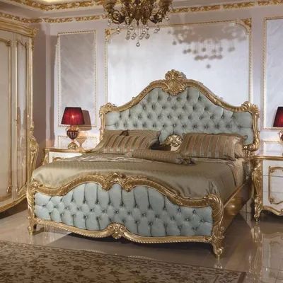 Produktbild von Casa Padrino Luxus Barock Doppelbett Hellblau / Gold 180 x 200 cm - Prunkvolles Barockstil Bett - Barock Schlafzimmer & Hotel Möbel