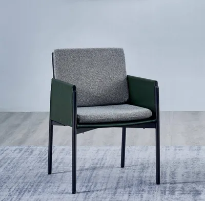 Produktbild von Grauer Armlehnenstuhl Stilvoller Einsitzer Luxus Polstersessel Modern