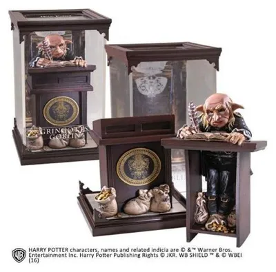 Image de Figurka Magicznych Stworzeń Harry Potter - Goblin z Gringotts 19 cm - The Noble Collection