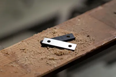 Immagine prodotto di Inserto in metallo duro 35° | 120x13x1,5mm a=60mm |10 pezzi | adatto per legno duro e legno tenero | meno adatto per MDF | legno duro e legno tenero | per utensili ad inserto | frese per scanalature