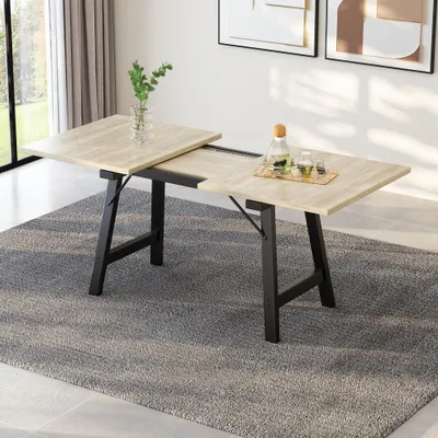 Obrázok produktu pre Rozťahovací jedálenský stôl v prírodnej farbe dreva, s moderným a jednoduchým dizajnom, až do dĺžky 180 cm