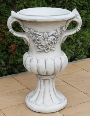 Produktbild von Casa Padrino Barock Garten Deko Blumentopf Grau Ø 50 x H. 93 cm - Prunkvoller Pflanzentopf im Barockstil - Barock Garten Deko - Barock Terrassen Deko - Barock Deko Accessoires
