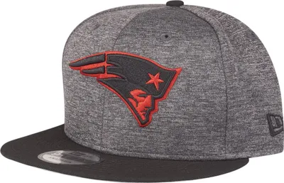 Produktbild von New Era Snapback Cap - SHADOW TECH New England Patriots