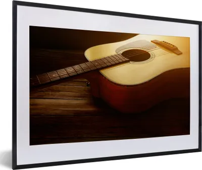 Produktbild von MuchoWow® MuchoWow® Gerahmtes Poster Sonnenstrahlen auf einer akustischen Gitarre 60x40 cm - Poster mit zchwarzem Bilderrahmen - Schlafzimmer - Plakat in Rahmen - Drucken