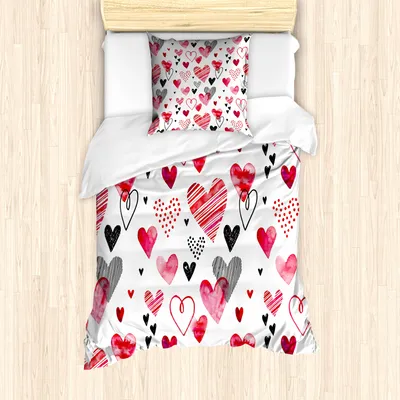 Produktbild von ABAKUHAUS Valentine Mantele, Verschiedene Herz-Shapes, Milbensicher Allergiker geeignet mit Kissenbezügen, 135 cm x 200 cm - 80 x 80 cm, Rosa-Schwarz-Weiß