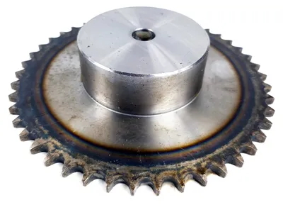 Immagine prodotto di Pignone 08B a 46 denti con mozzo, temprato, P: 12,7, 1/2″ Ozdowski a fila singola
