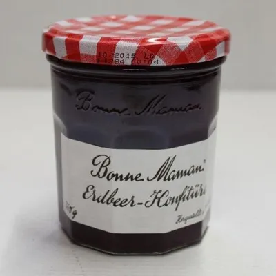 Image de Bonne Maman Confiture traditionnelle de fraises à tartiner 370g