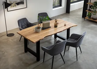 Produktbild von SalesFever Tischgruppe 160 x 85 cm | 5-tlg. | 35 mm Platte Akazie natur | H-Gestell Metall schwarz | 4 Stühle aus Samt | grau – schwarz