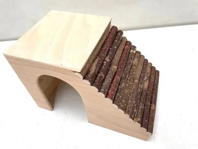 Obrázek produktu pro Domeček z lískových oříšků pro morčata 33cm