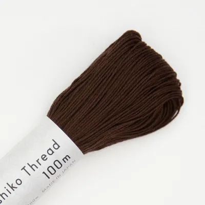 Produktbild von Olympus Sashiko-Garn, dünne Baumwolle, stark, Farbe 128, dunkelbraun, ca. 100 Meter, hergestellt in Japan