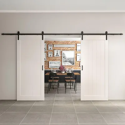 Produktbild von inova Doppelflügelige Holzschiebetür 1800 x 2150 mm, Scheunentor Weiß, Komplettset mit schwarzem Beschlag, Softclose beidseitig